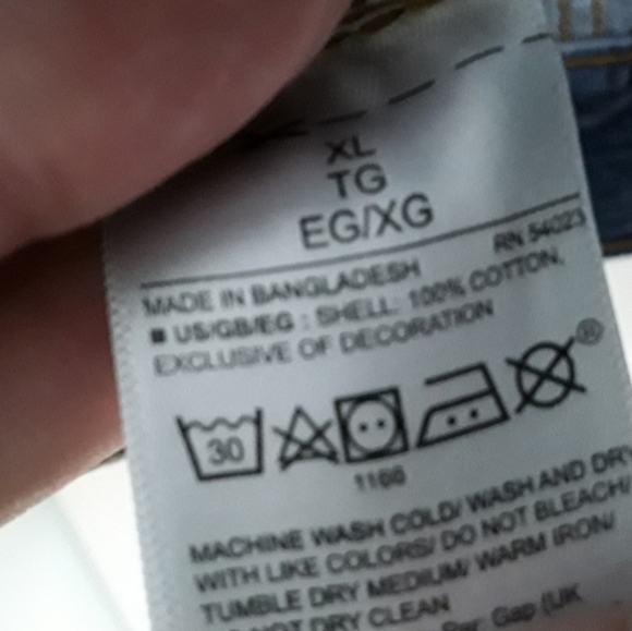 Gap Denim Patchwork Logo Crop Trucker Jacket - Picture 7 of 8